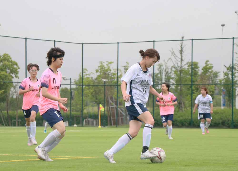  意甲女足联赛扩军推动女子足球发展  